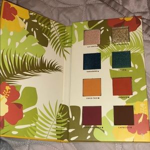 Alamar Cosmetics Reina Del Caribe Eyeshadow🎨